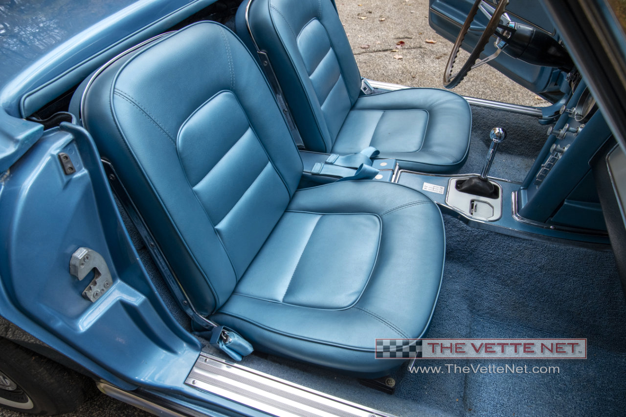 TheVetteNet.com - 1965 Corvette Convertible Nassau Blue